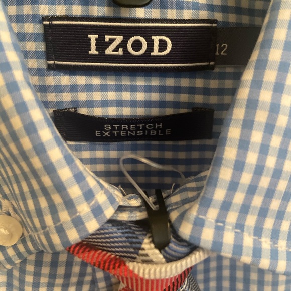 NWT Izod button down with tie - Picture 5 of 5